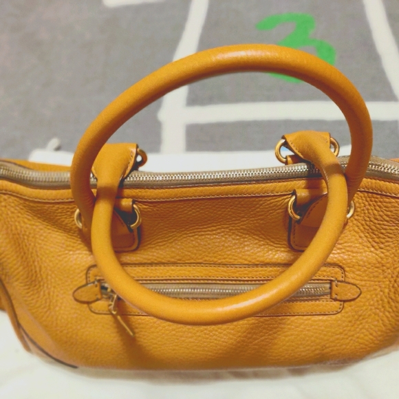 leather Prada bag - Picture 5 of 8